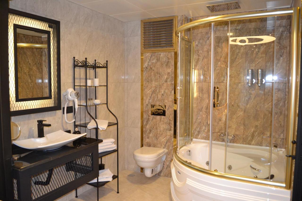 Gumus Palace Suites Istanboel Buitenkant foto